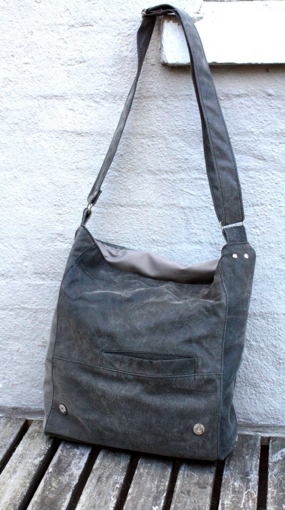 Grey messenger bag – custom order – byBessert